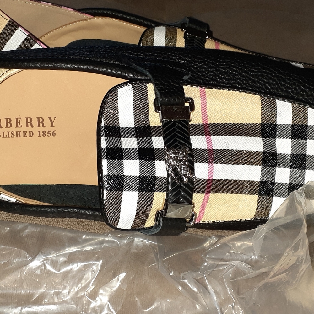 Mens shoes